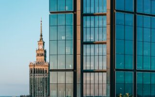 Ubezpieczenie kredytu kupieckiego w Warszawie – bezpieczne finansowanie dla przedsiębiorstw